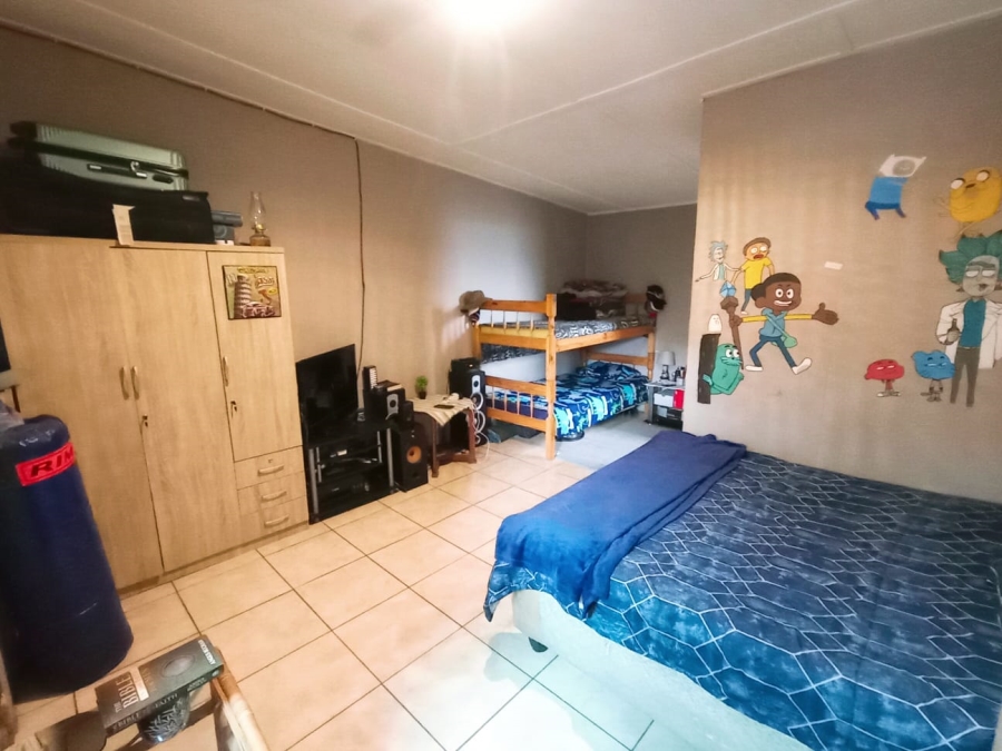 3 Bedroom Property for Sale in Forest Village Western Cape